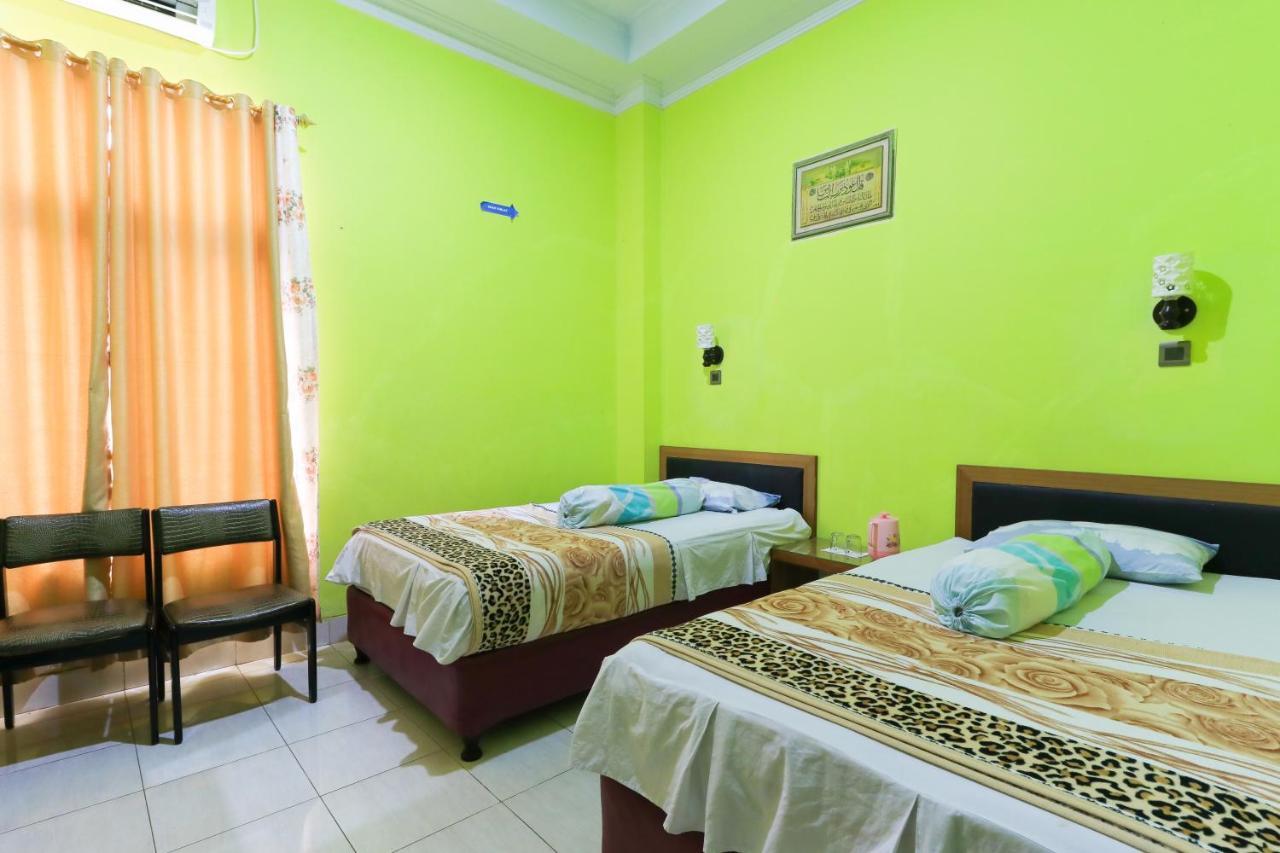 Adhyaksa Syariah Wisma tamu